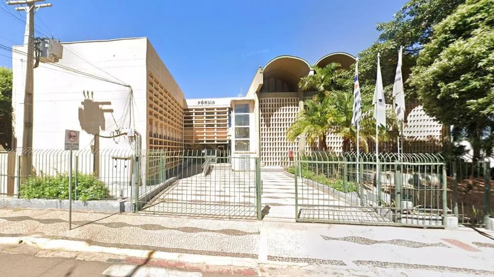 ADAMANTINA SEDIA REUNIÃO DE GOVERNANÇA PARA FORTALECER REDE DE COMBATE À VIOLÊNCIA CONTRA A MULHER