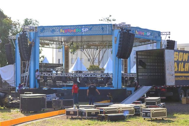 COM PALCO ESTILO “CORETO”, ABERTURA OFICIAL DO REVELANDO SP ACONTECE NESTA SEXTA, ÀS 20H