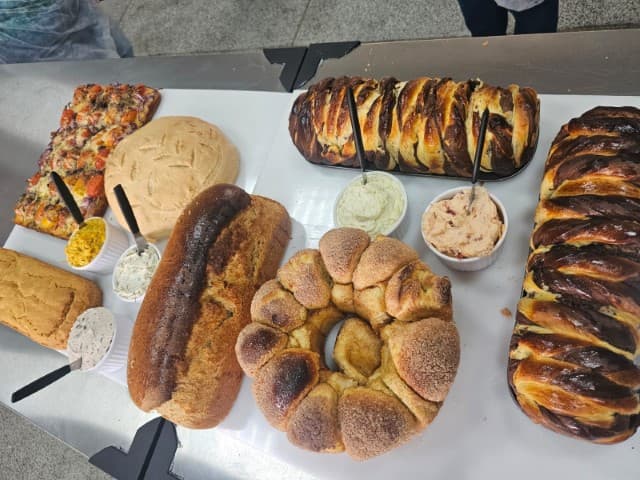 FUNDO SOCIAL CONCLUI PRIMEIRO CURSO DE PANIFICAÇÃO NO PROJETO COZINHALIMENTO NA INOVA PRUDENTE